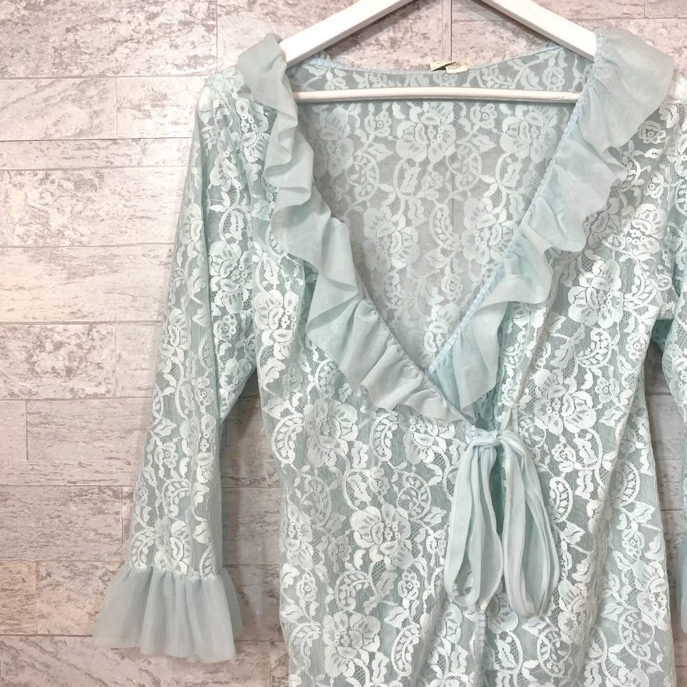 Baby Blue Lace Robe Size Medium - Picture 4 of 9